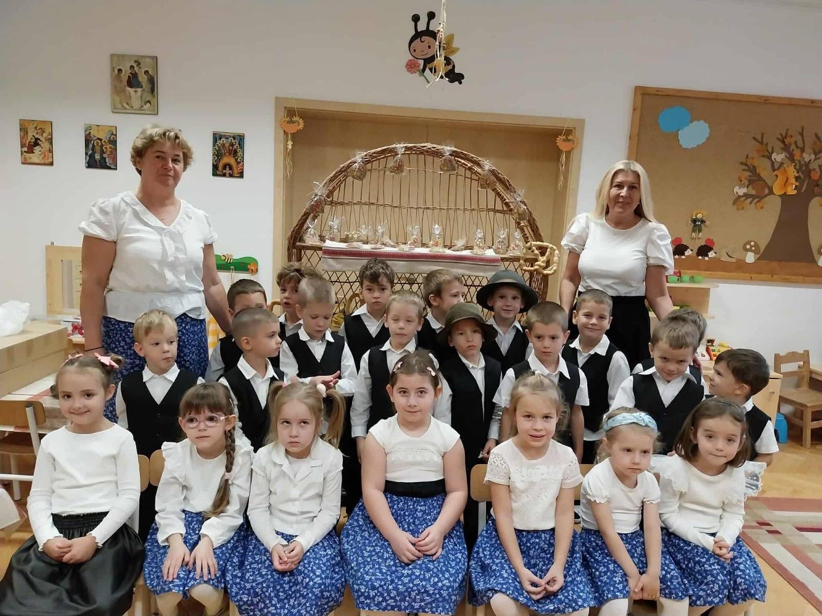 Mihály napi vásár a Méhecske csoportban 2025. 10. 03.